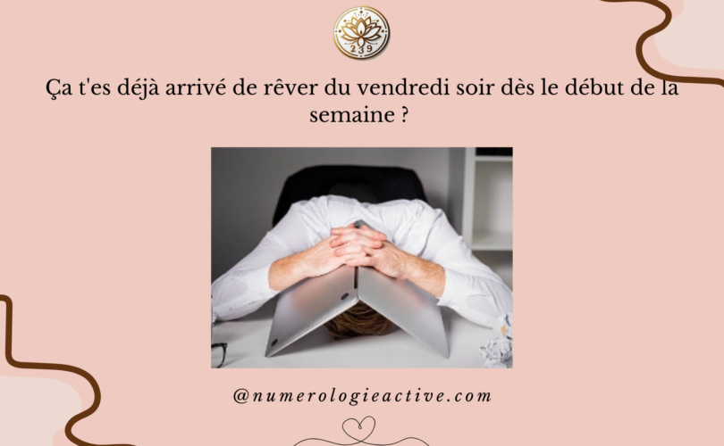 Homme qui est couché sur son bureau